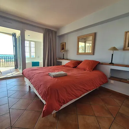 Le Sunset Fregate *